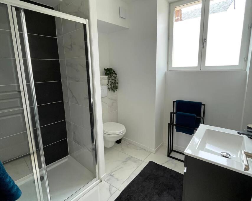 דירות בורז'ה Yokohama, Duplex Avec Jardin מראה חיצוני תמונה